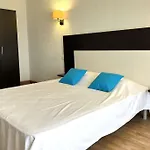 شقة 3 Pers Climatise Avec Piscine A St Florent
