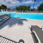 3 Pers Climatise Avec Piscine A St Florent *