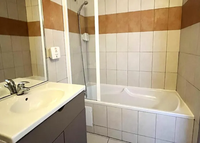 3 Pers Climatise Avec Piscine A St Florent * Saint-Florent (Corsica)