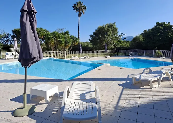 3 Pers Climatise Avec Piscine A St Florent Appartement *